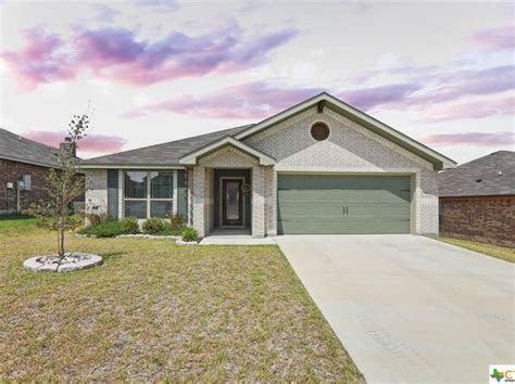 View pictures of homes, review sales history, and use our detailed filters to find the perfect place. . Zillow copperas cove